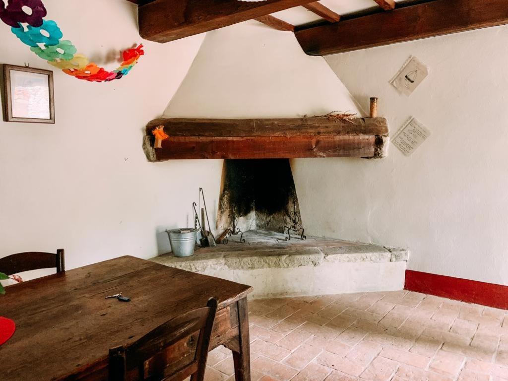 Appartement Casale Gli Ulivi à Donnini Extérieur photo