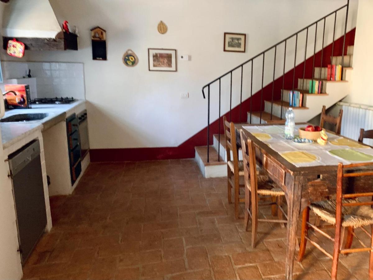 Appartement Casale Gli Ulivi à Donnini Extérieur photo